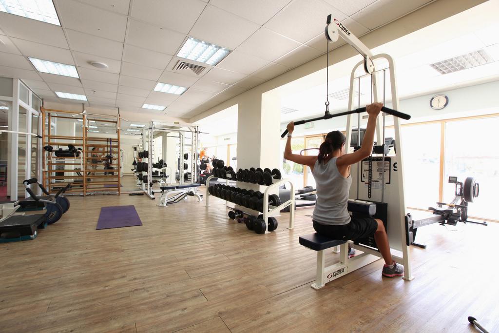 Andromeda Hill Apartments And Spa เทลอาวีฟ ภายนอก รูปภาพ